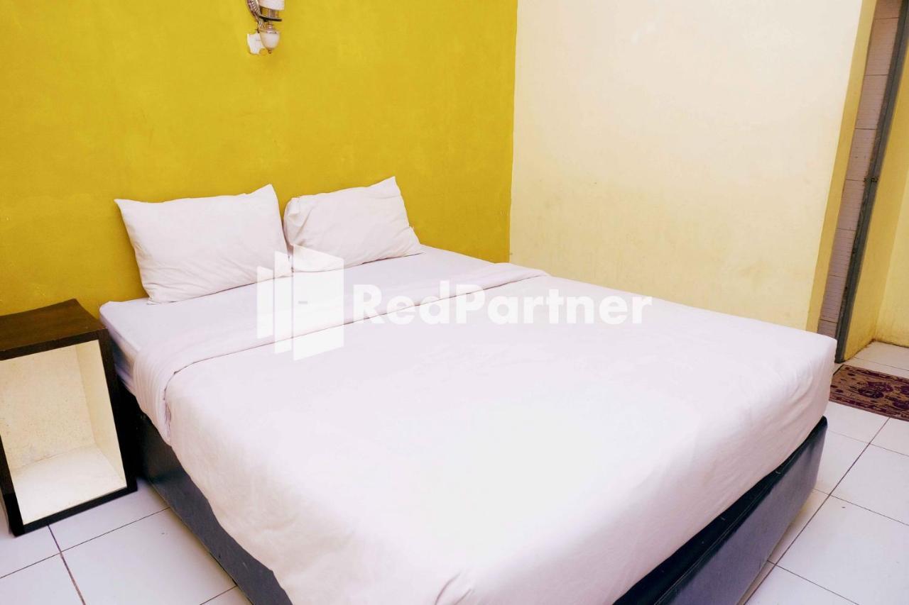 Hotel Permata Makassar Mitra Reddoorz Balangberu Exterior photo