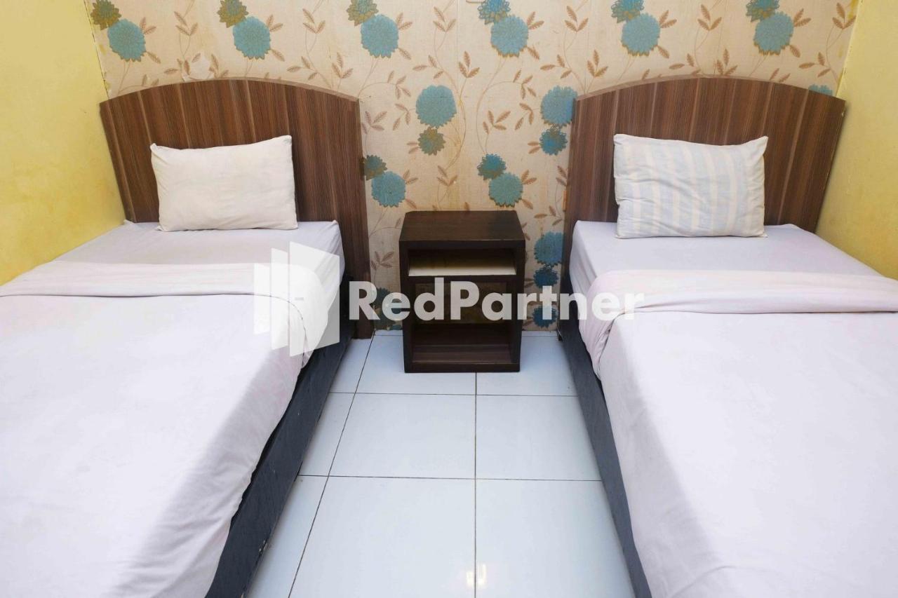 Hotel Permata Makassar Mitra Reddoorz Balangberu Exterior photo